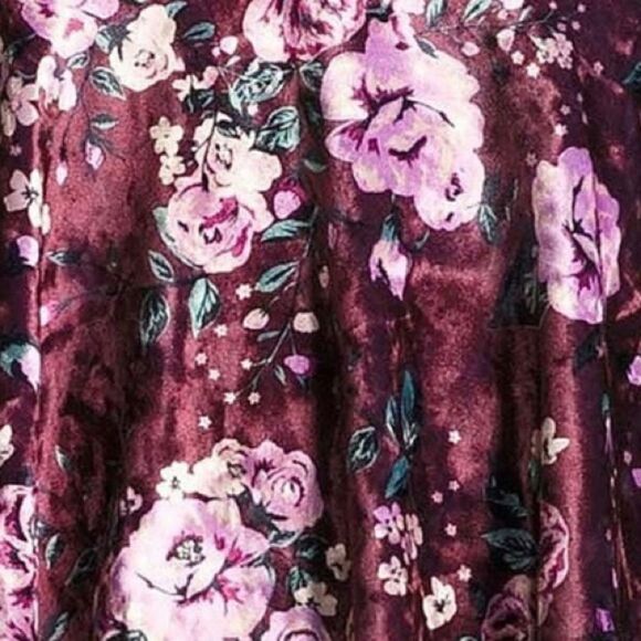 ✨Self Esteem Crushed Velvet Floral Millennial Cold ShoulderTop✨ - Picture 11 of 11